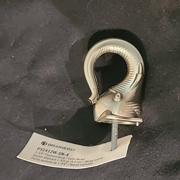 NWT Elephant head drawer pull knob 6 available - Picture 2 of 5